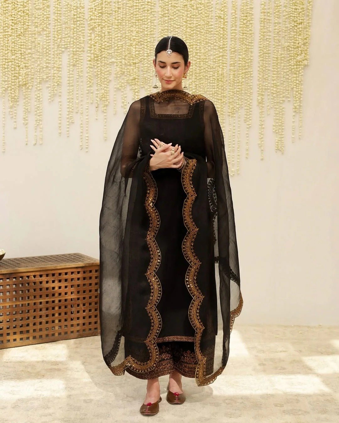 Black Mystique Full Sleeve's Stitched 🪡 Dress Black Mystique Full Sleeve's Stitched 🪡 Dress